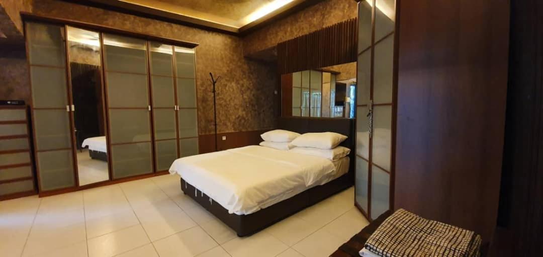 Zoo Villa With Private Pool @ Ampang Kl Екстер'єр фото